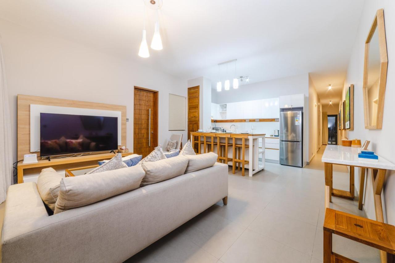 One Bay Residence Unit 15 - Penthouse With Private Roof Top, Jacuzzi And Sea View Гранд-Бэй Экстерьер фото